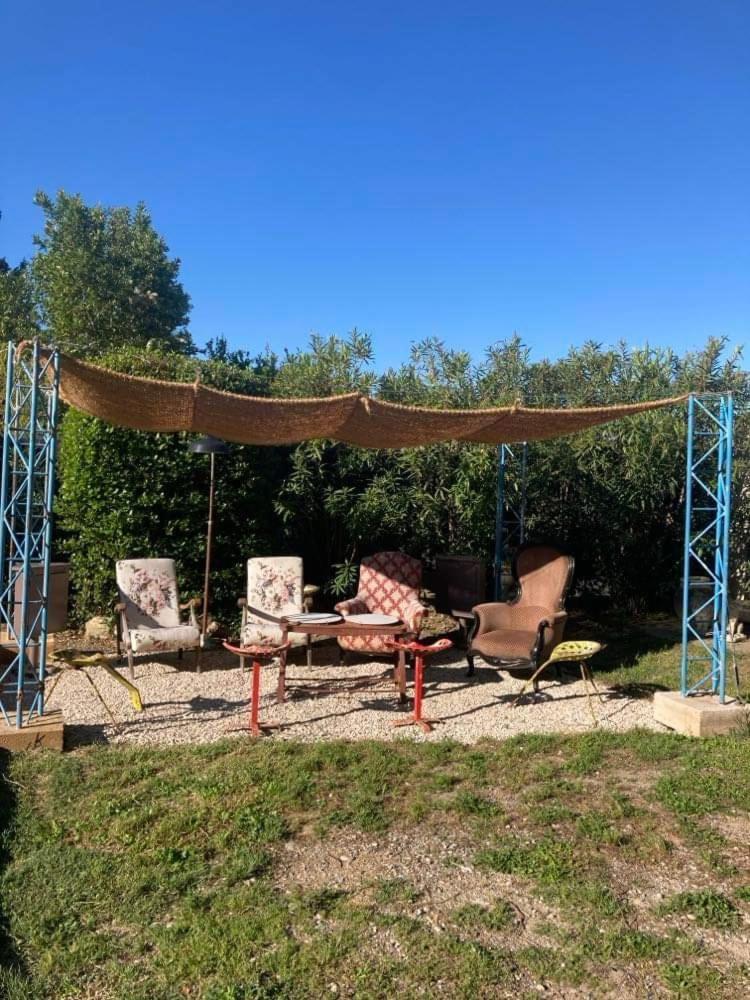 Canet  Chez Les Brocs B&B מראה חיצוני תמונה